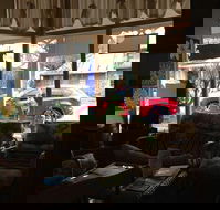 TaralgaGirl Cafe - Southport Accommodation