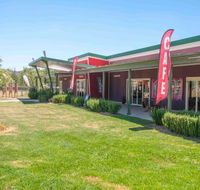 Willow Tree Cafe - Southport Accommodation