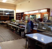 Canberra Cafe - Southport Accommodation