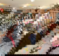 Purple People Feeder Cafe - Southport Accommodation