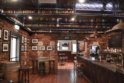 George IV Inn Picton - Southport Accommodation 1