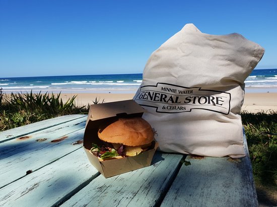 Minnie Water NSW Southport Accommodation