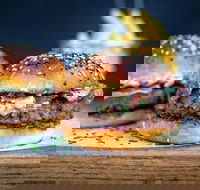 Singh Thai Restaurant - Accommodation Southport