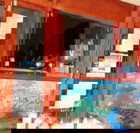 Le Due Sorelle Cafe - Southport Accommodation