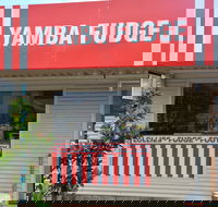 Yamba Fudge - Southport Accommodation