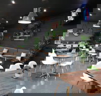 Bistro 6 - Accommodation Southport