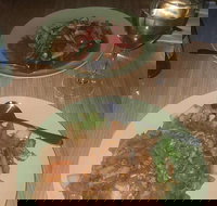 Garland Thai - Accommodation Southport