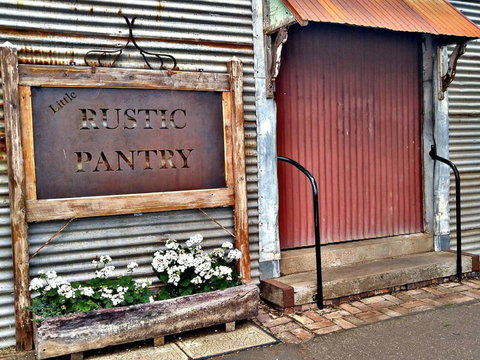 Little Rustic Pantry - Accommodation Southport 0