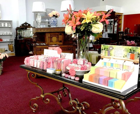 Nanna's Antiques And Cafe - Southport Accommodation 0