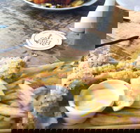 Queens Wharf Hotel - Southport Accommodation