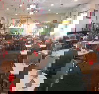 Sunflowers at Chinese Village - Accommodation Southport