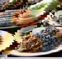 Vinh's Kitchen - Accommodation Southport