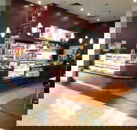 Leong Kitchen - Southport Accommodation