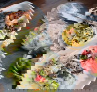 Parkdale Free Range Charcoal Chicken - Accommodation Southport