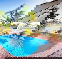 Glenmore Tavern - Park Avenue - Accommodation Southport