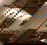 Bamboo Hut Bistro - Accommodation Southport