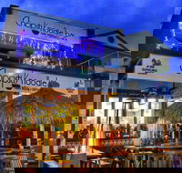 Chopstix Asian Noodle Bar - Southport Accommodation