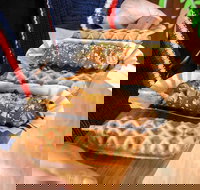 Jas My Waffles - Southport Accommodation