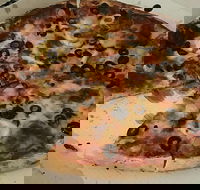 Broadway Pizza - Accommodation Southport