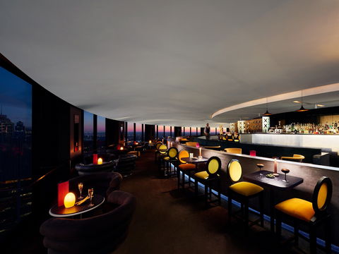 O Bar And Dining - Accommodation Southport 1