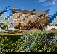 Penny's Hill Cellar Door - Accommodation Southport