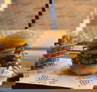 Slide N Shake - Neutral Bay - Accommodation Southport