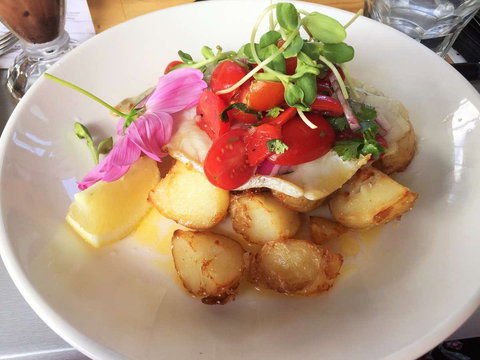 Tweed River Art Gallery Cafe - Southport Accommodation 0