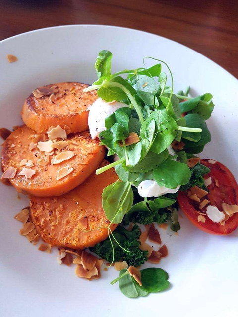 Lemon & Thyme - Accommodation Southport 0