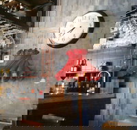 West End Deli - Southport Accommodation