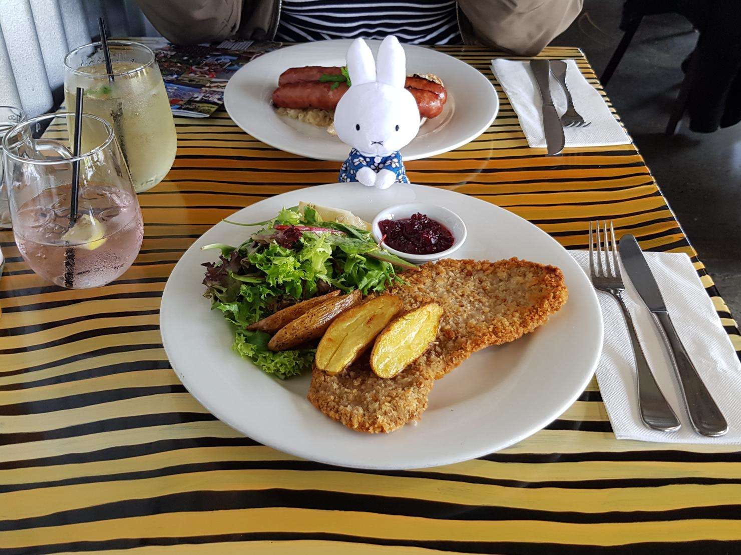 Jindabyne NSW Southport Accommodation