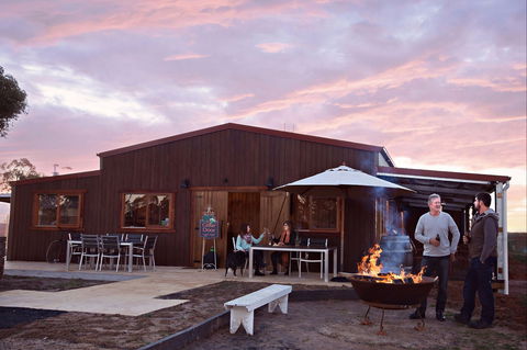 Barangaroo Boutique Wines - Southport Accommodation 1