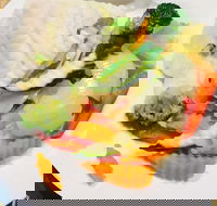 Ferntree Thai - Southport Accommodation