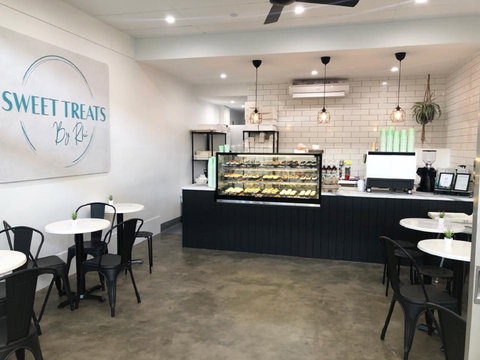 Sweet Treats By Rhi - Accommodation Southport 2