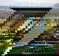 Tallis Wine Cellar Door - Accommodation Southport