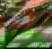 Bin 3 Cafe - Accommodation Southport