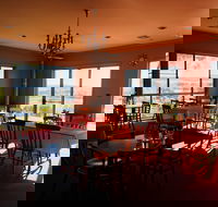 Norton Road Wines - Southport Accommodation