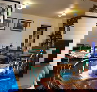 Uncle Drew Cafe - Southport Accommodation