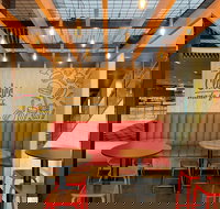 Ruby Chews Burgers and Shakes - Accommodation Southport