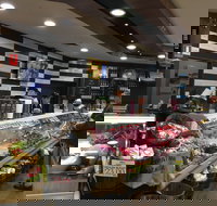 Country Grocer Cafe - Southport Accommodation