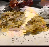 PIKKIO Pizzeria Trattoria - Southport Accommodation