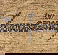 F220 Smokehouse - Southport Accommodation