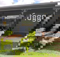 Foggo Wines - Southport Accommodation