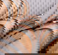 Surveyor's Hill Vineyards - Southport Accommodation