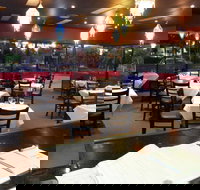 John's Snack Bar - Southport Accommodation