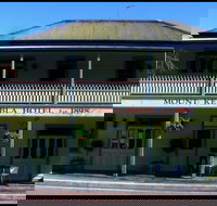 Mount Kembla Village Hotel - Southport Accommodation