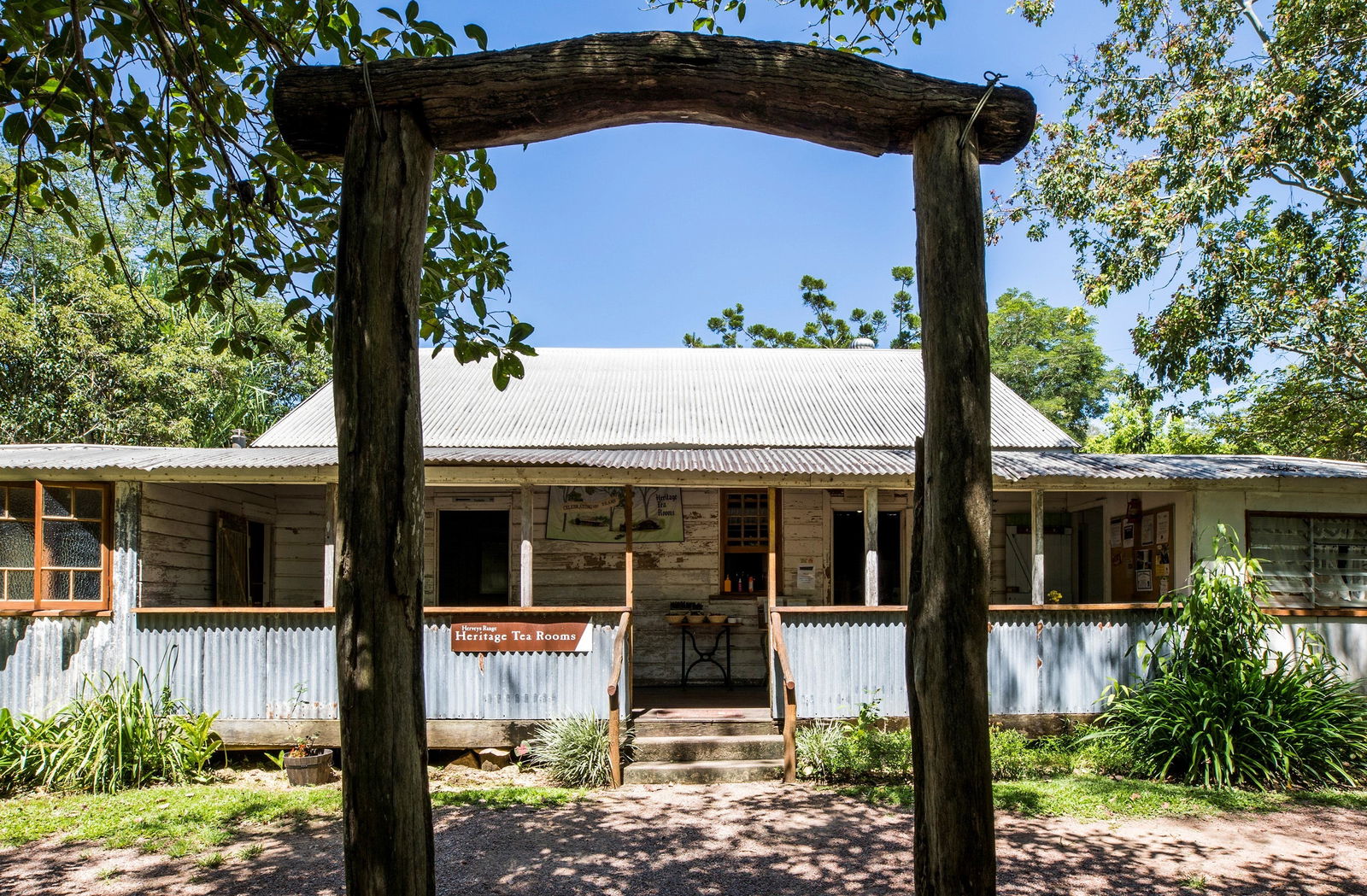 Hervey Range QLD Southport Accommodation
