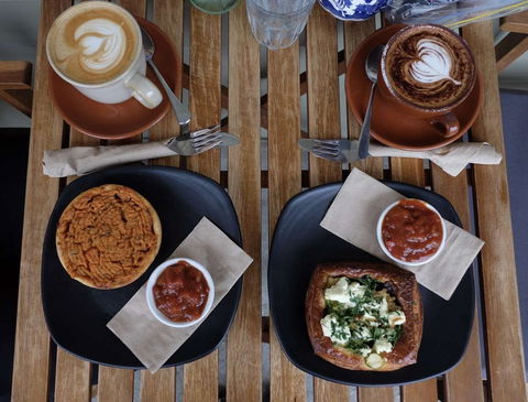 Summer Kitchen - Accommodation Southport 1