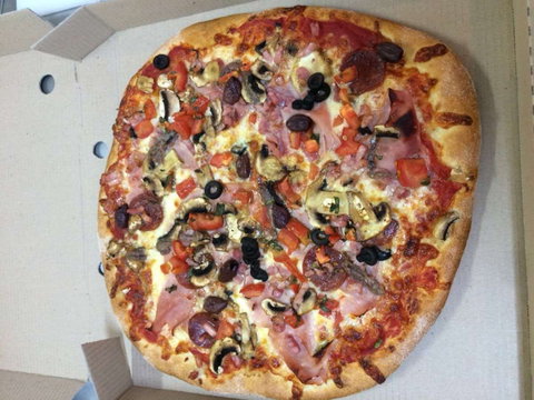 Al Taglio Woodfire Pizzeria - Accommodation Southport 0