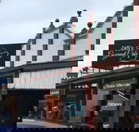 J and B's Gourmet Caf - Southport Accommodation