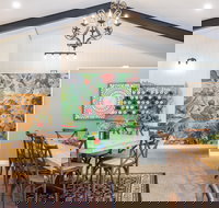 The Apple Farm - Southport Accommodation